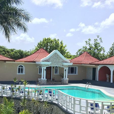 Coral Seas Beach Негрил Екстериор снимка